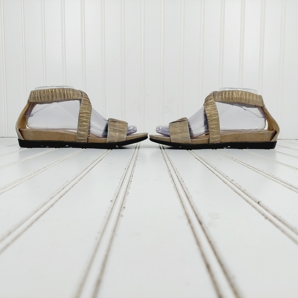 Eileen Fisher Dylan Scrunched Metallic Tan Elastic Strap Flat Summer Sandal M433 - Picture 7 of 12